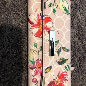 Nine West wallet